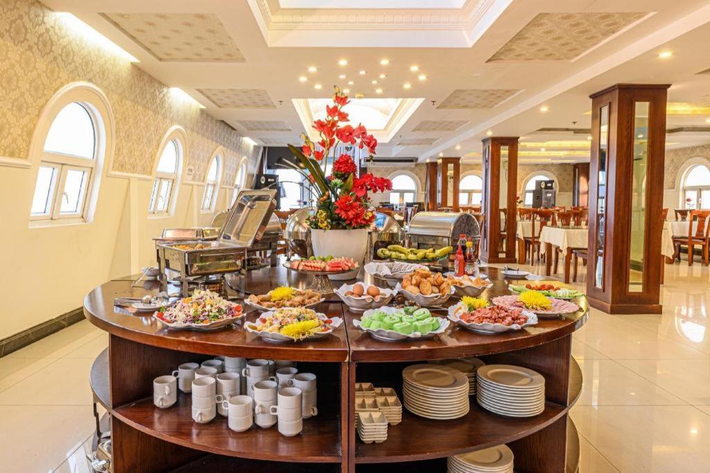 Ocean View Danang Hotel Экстерьер фото